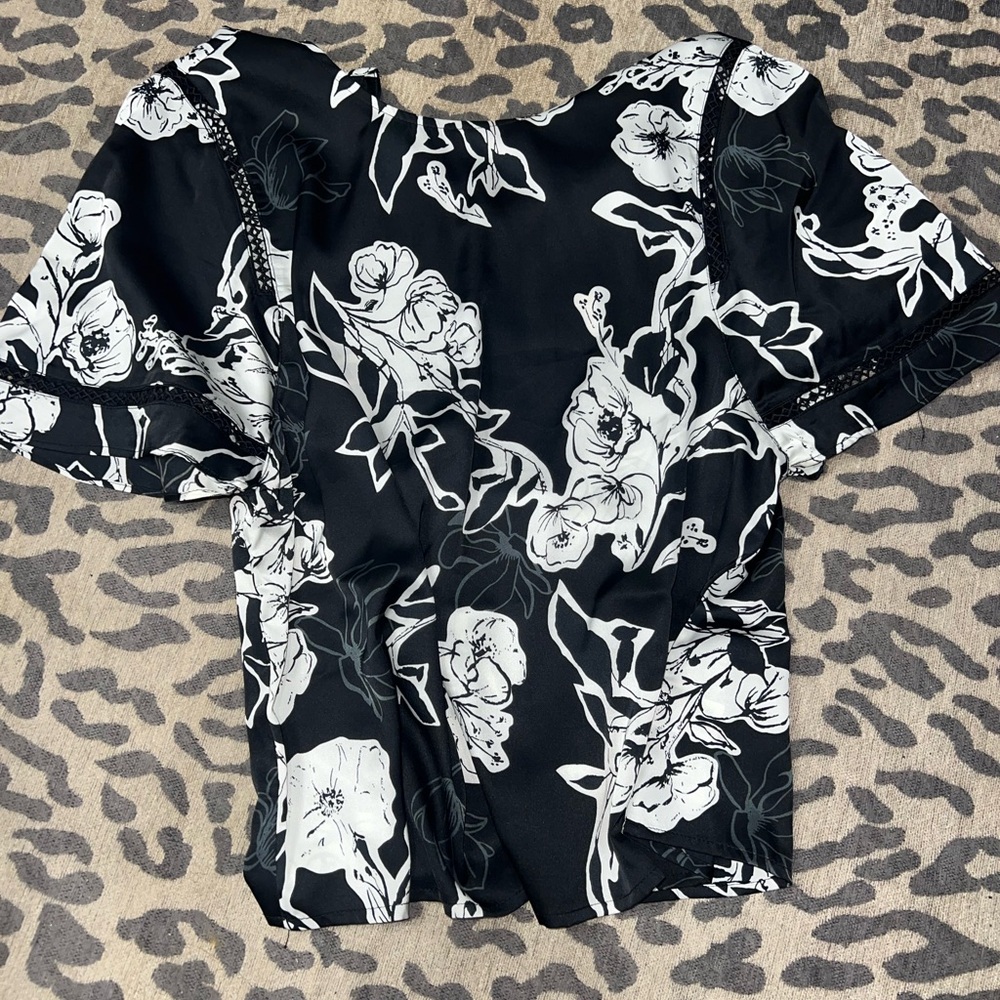 NWT 100% polyester